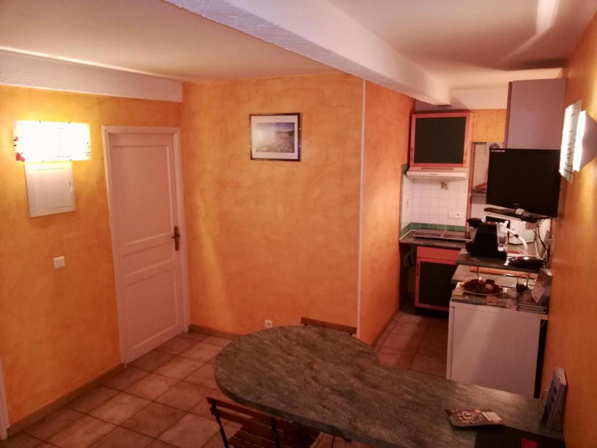 Chambres D'Hotes Le Clos Saint-Pierre-la-Palud Luaran gambar