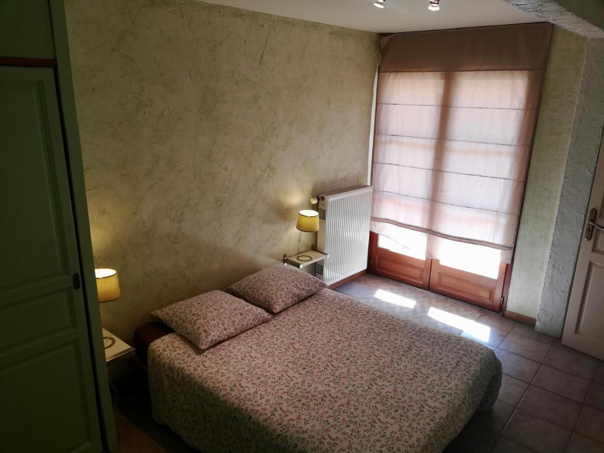 Chambres D'Hotes Le Clos Saint-Pierre-la-Palud Luaran gambar