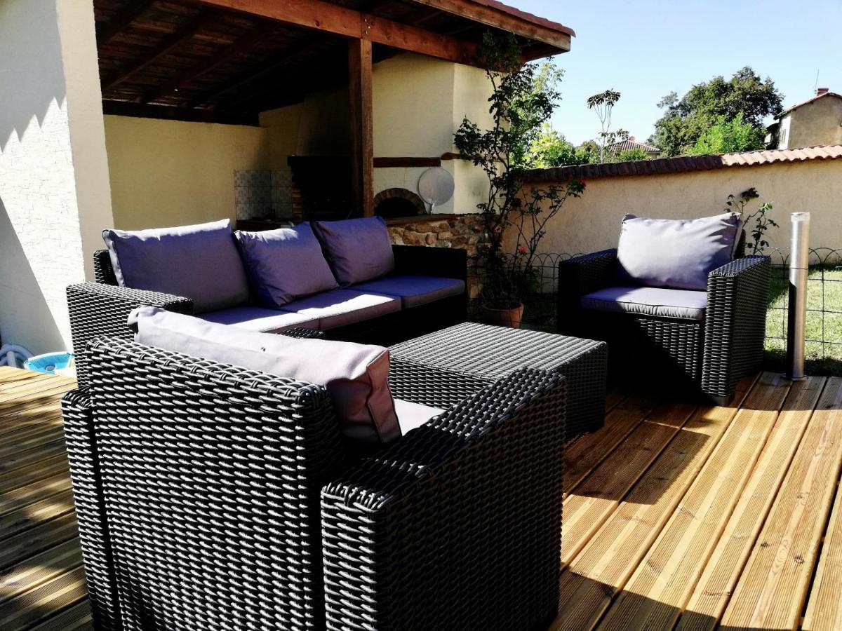 Chambres D'Hotes Le Clos Saint-Pierre-la-Palud Luaran gambar